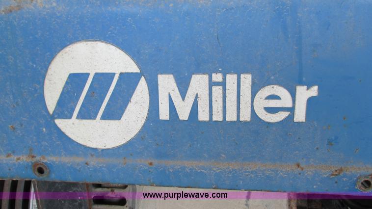 image for item G9258 Miller Bobcat 225G welder generator