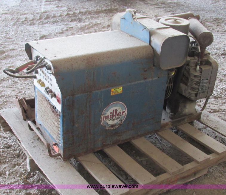 image for item G9260 Miller AEAD-200LE welder generator