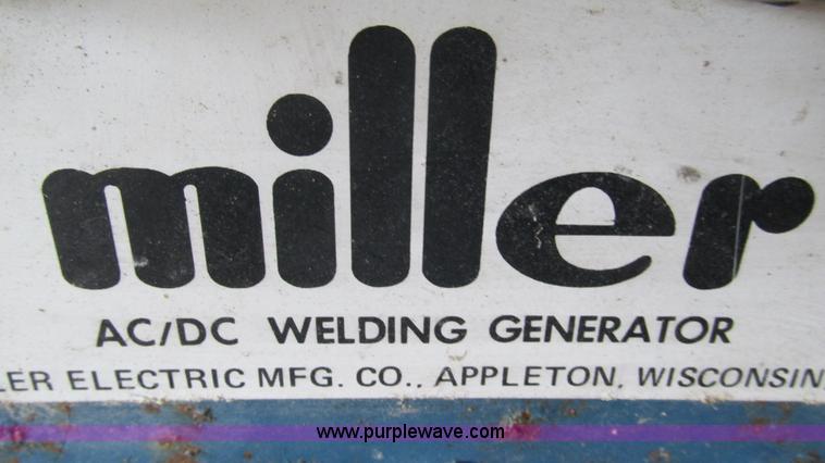 image for item G9260 Miller AEAD-200LE welder generator
