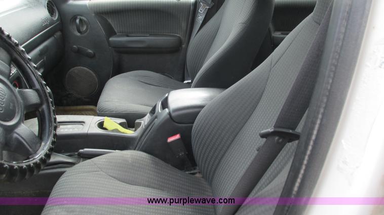 image for item G9261 2002 Jeep Liberty Sport SUV