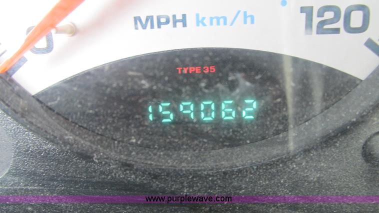 image for item G9261 2002 Jeep Liberty Sport SUV