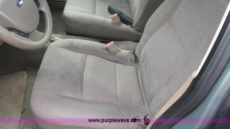 image for item G9262 2005 Ford Crown Victoria Police Interceptor