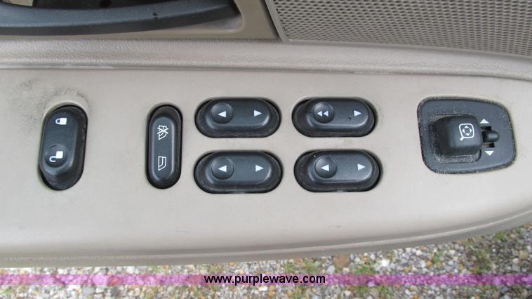 image for item G9262 2005 Ford Crown Victoria Police Interceptor