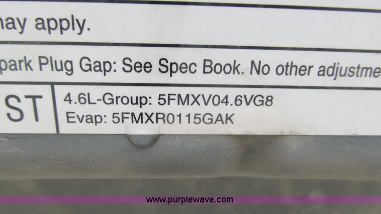 image for item G9262 2005 Ford Crown Victoria Police Interceptor