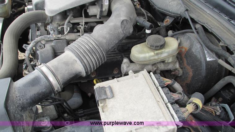 image for item G9262 2005 Ford Crown Victoria Police Interceptor