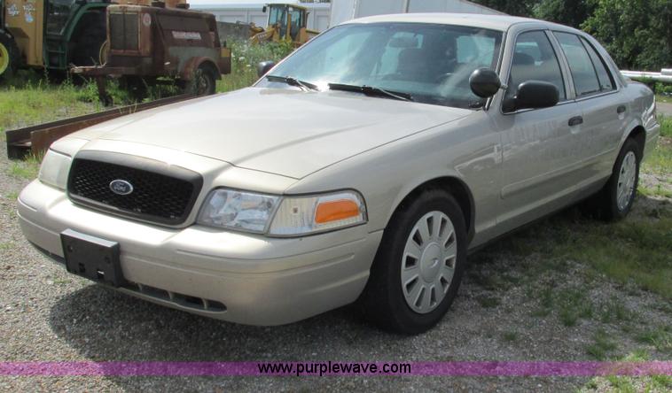 image for item G9263 2008 Ford Crown Victoria Police Interceptor
