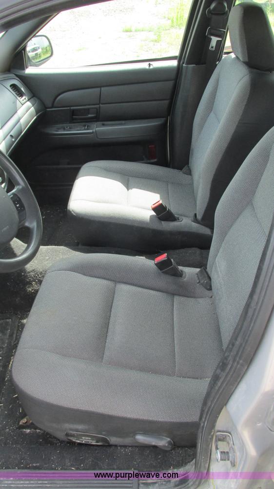 image for item G9263 2008 Ford Crown Victoria Police Interceptor