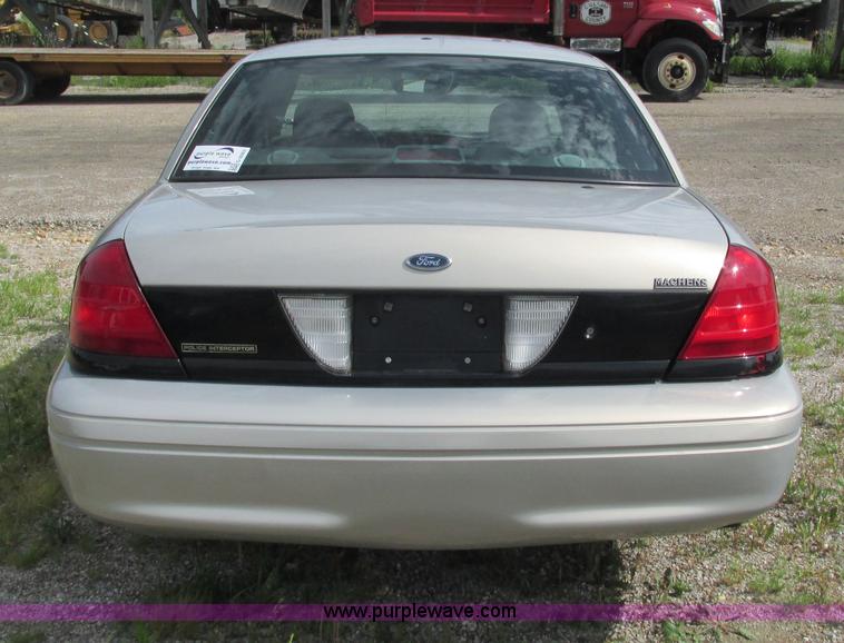 image for item G9263 2008 Ford Crown Victoria Police Interceptor