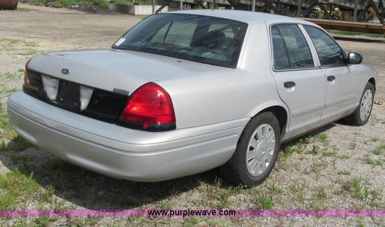 image for item G9263 2008 Ford Crown Victoria Police Interceptor