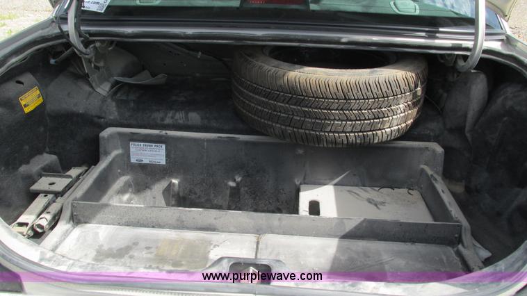 image for item G9263 2008 Ford Crown Victoria Police Interceptor