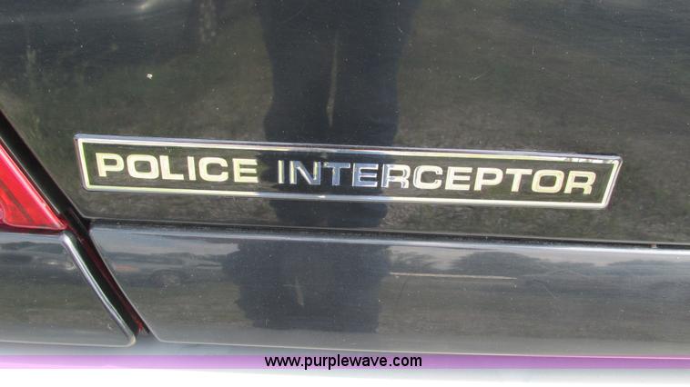image for item G9263 2008 Ford Crown Victoria Police Interceptor