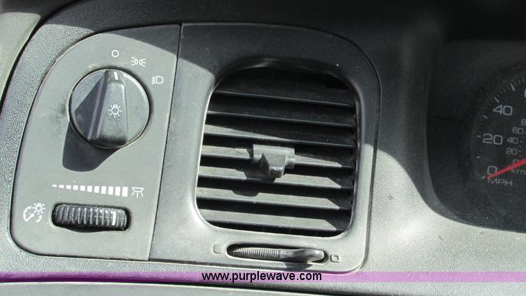 image for item G9263 2008 Ford Crown Victoria Police Interceptor