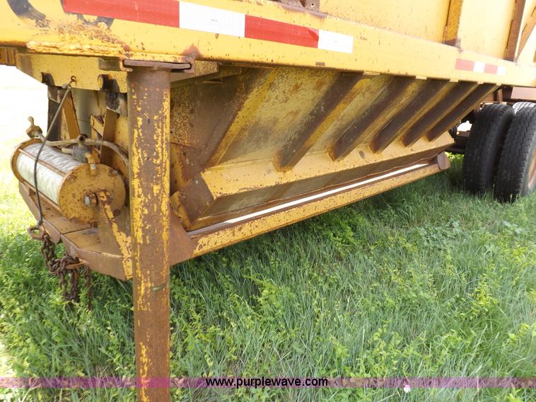 image for item H1803 1983 Ranch belly dump trailer