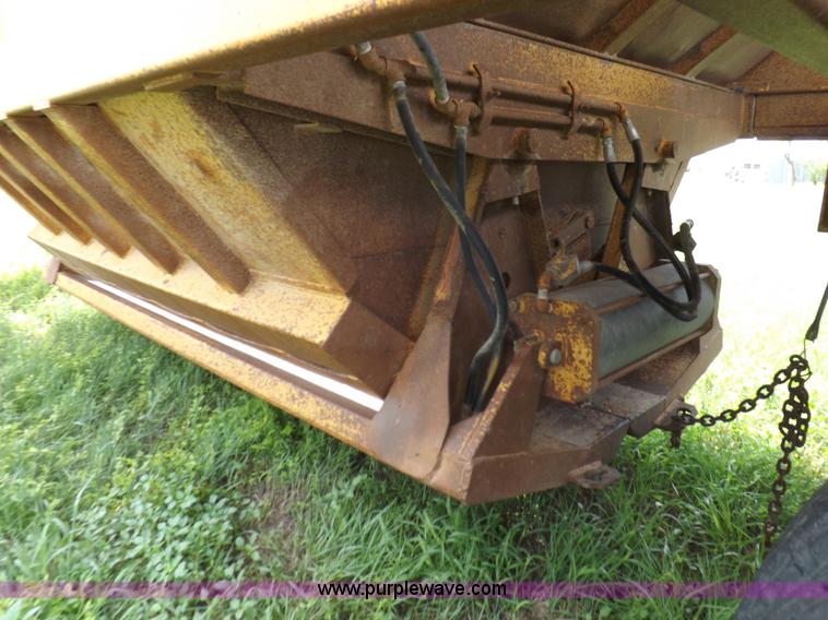 image for item H1803 1983 Ranch belly dump trailer