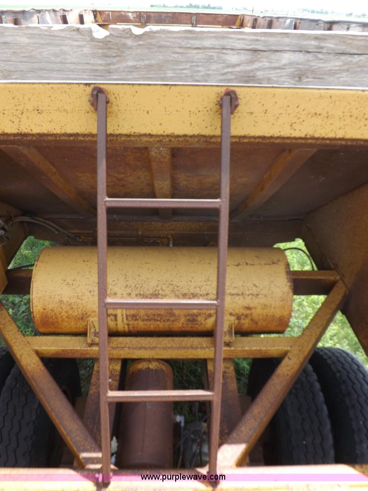 image for item H1803 1983 Ranch belly dump trailer