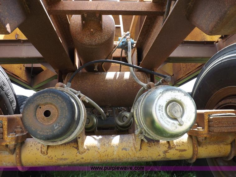 image for item H1803 1983 Ranch belly dump trailer