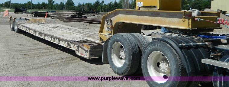 image for item H2451 1989 Hyster lowboy trailer