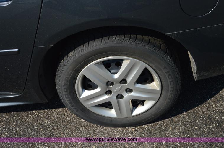 image for item H2925 2010 Chevrolet Impala