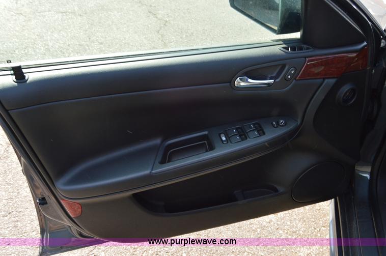 image for item H2925 2010 Chevrolet Impala