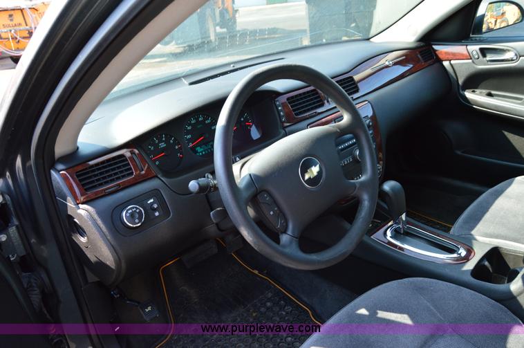 image for item H2925 2010 Chevrolet Impala