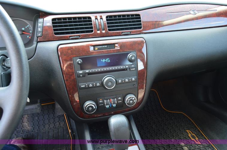 image for item H2925 2010 Chevrolet Impala