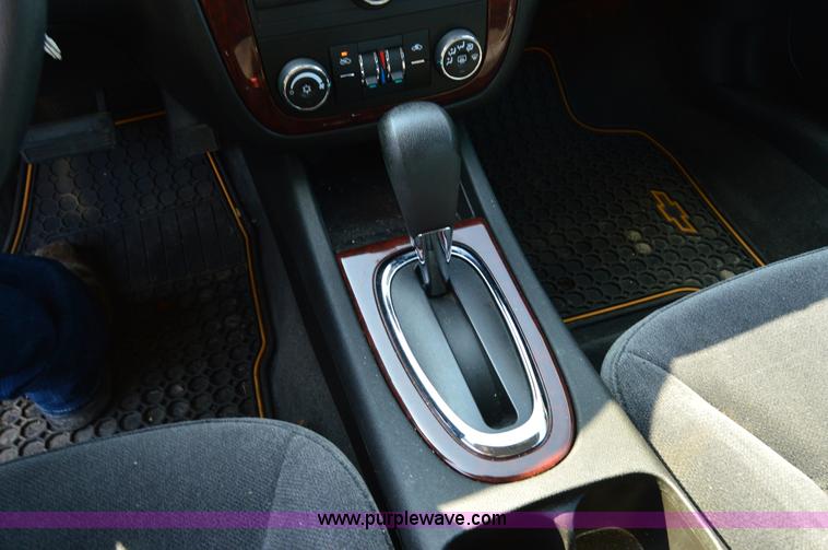 image for item H2925 2010 Chevrolet Impala