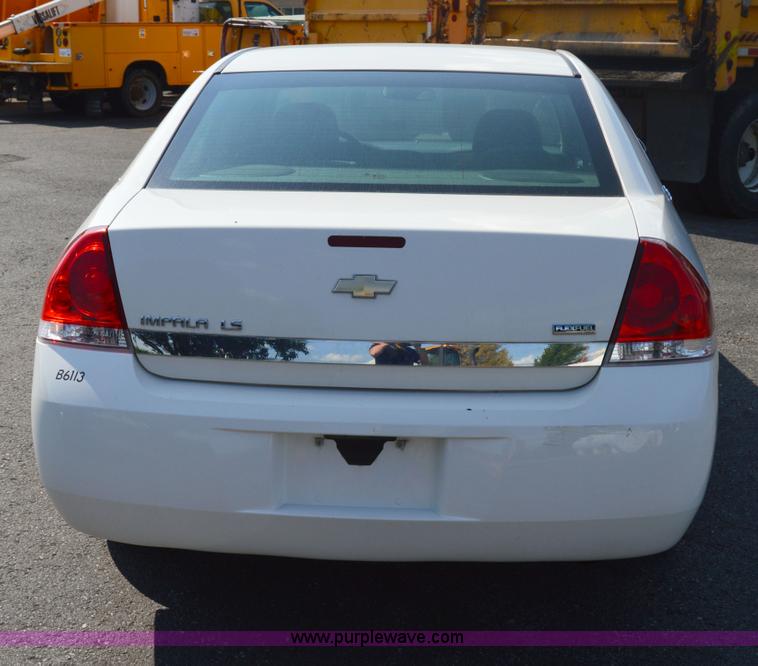 image for item H2926 2007 Chevrolet Impala LS