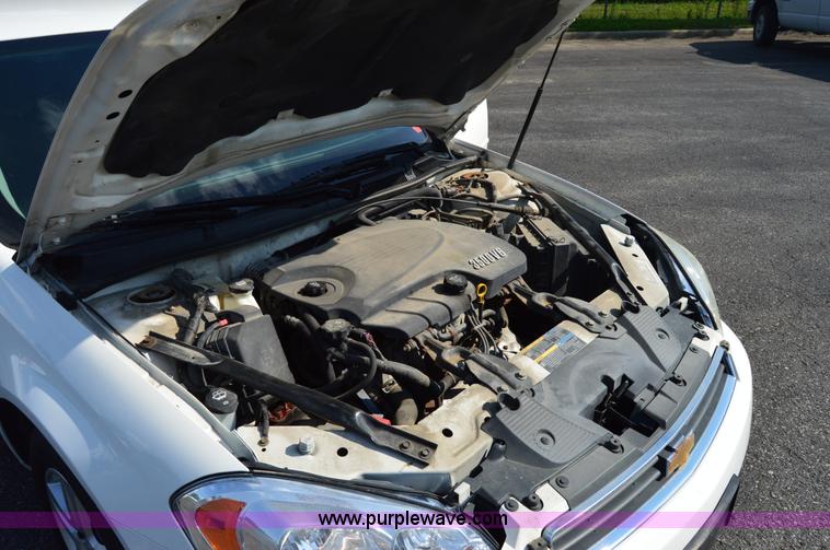 image for item H2926 2007 Chevrolet Impala LS