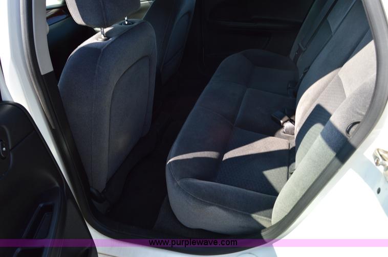 image for item H2926 2007 Chevrolet Impala LS