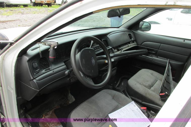 image for item H6578 2008 Ford Crown Victoria Police Interceptor