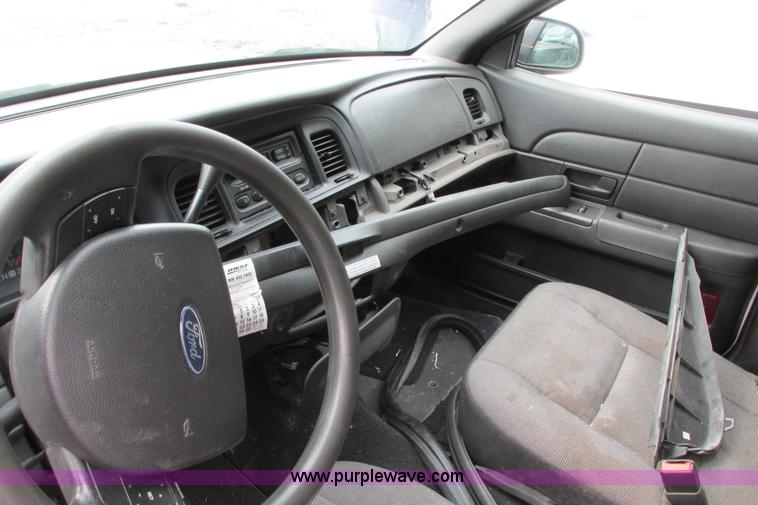 image for item H6578 2008 Ford Crown Victoria Police Interceptor