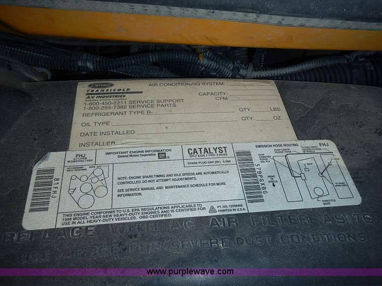 image for item I3559 1998 Chevrolet G3500 school bus