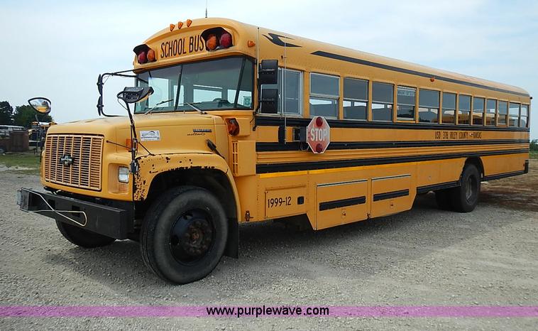 image for item I3560 1998 Chevrolet Blue Bird school bus