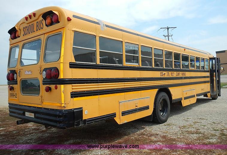 image for item I3560 1998 Chevrolet Blue Bird school bus
