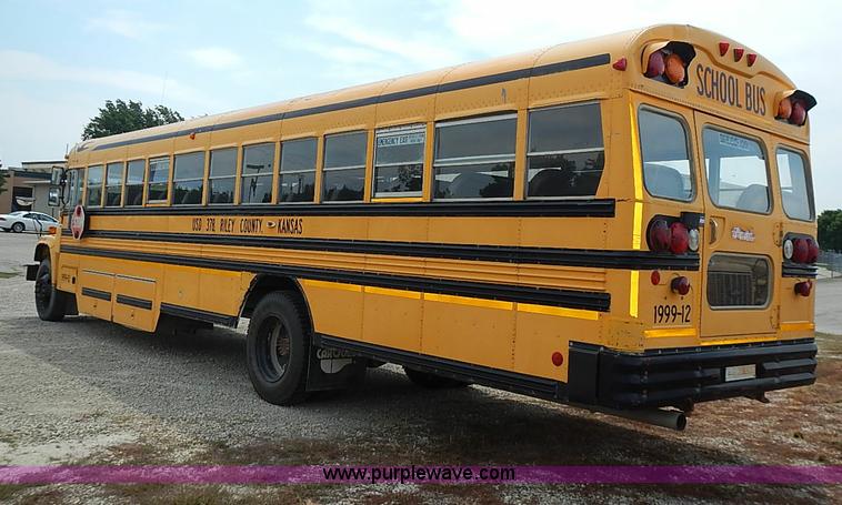 image for item I3560 1998 Chevrolet Blue Bird school bus