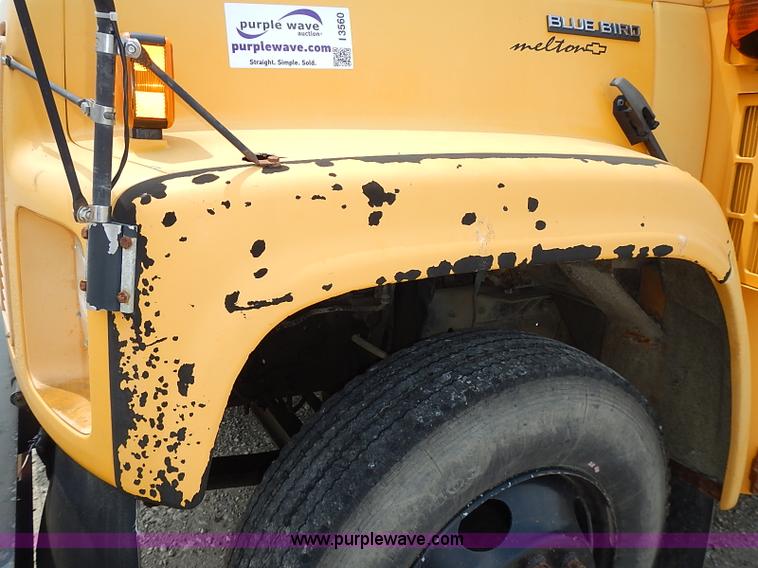 image for item I3560 1998 Chevrolet Blue Bird school bus