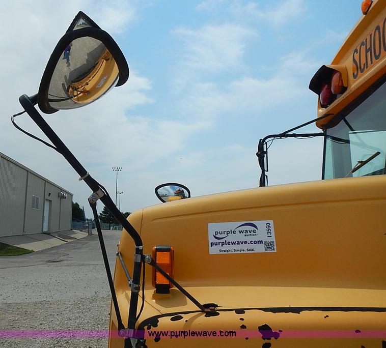 image for item I3560 1998 Chevrolet Blue Bird school bus