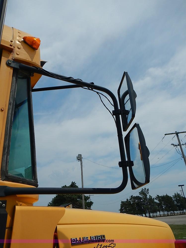 image for item I3560 1998 Chevrolet Blue Bird school bus