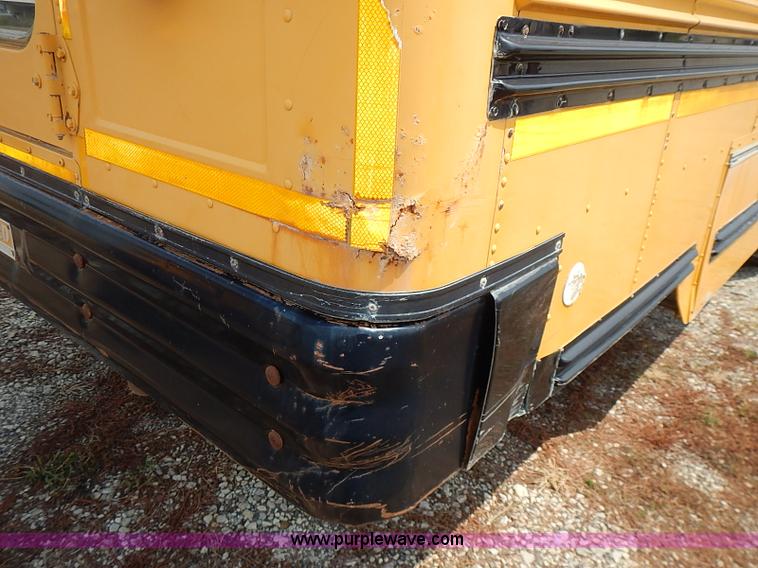 image for item I3560 1998 Chevrolet Blue Bird school bus