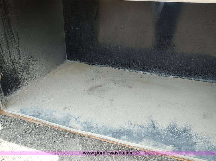 image for item I3560 1998 Chevrolet Blue Bird school bus