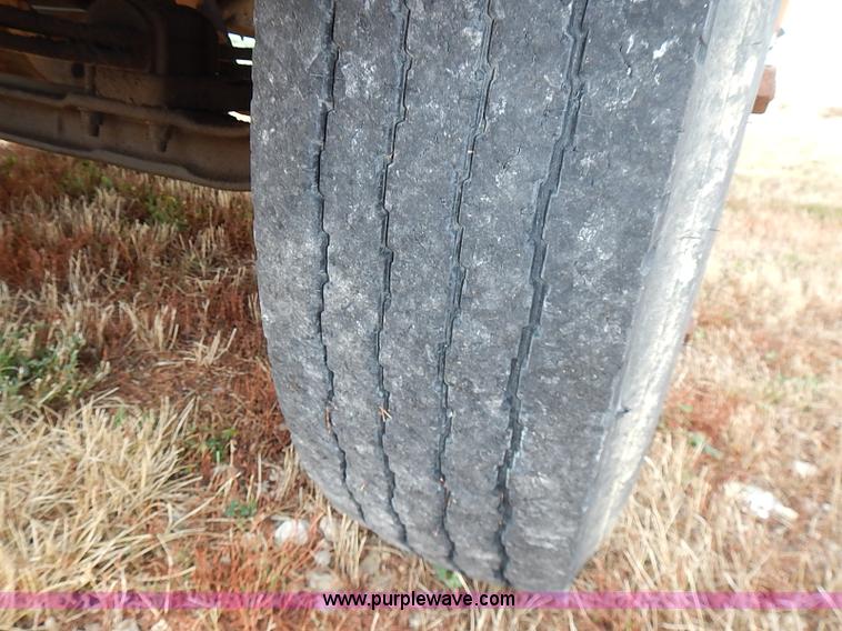 image for item I3561 1993 Chevrolet Blue Bird school bus