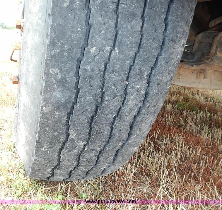 image for item I3561 1993 Chevrolet Blue Bird school bus