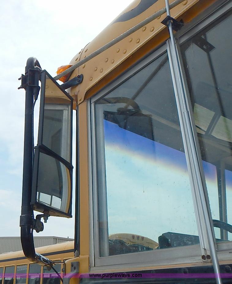 image for item I3561 1993 Chevrolet Blue Bird school bus