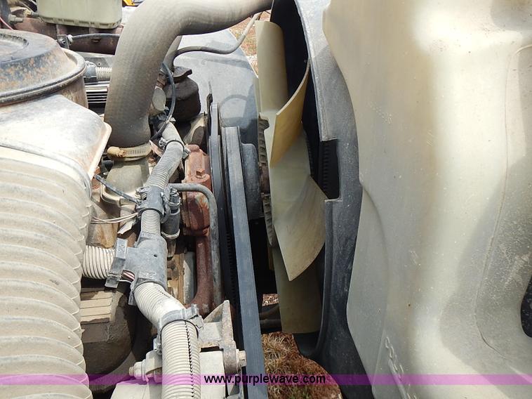 image for item I3561 1993 Chevrolet Blue Bird school bus