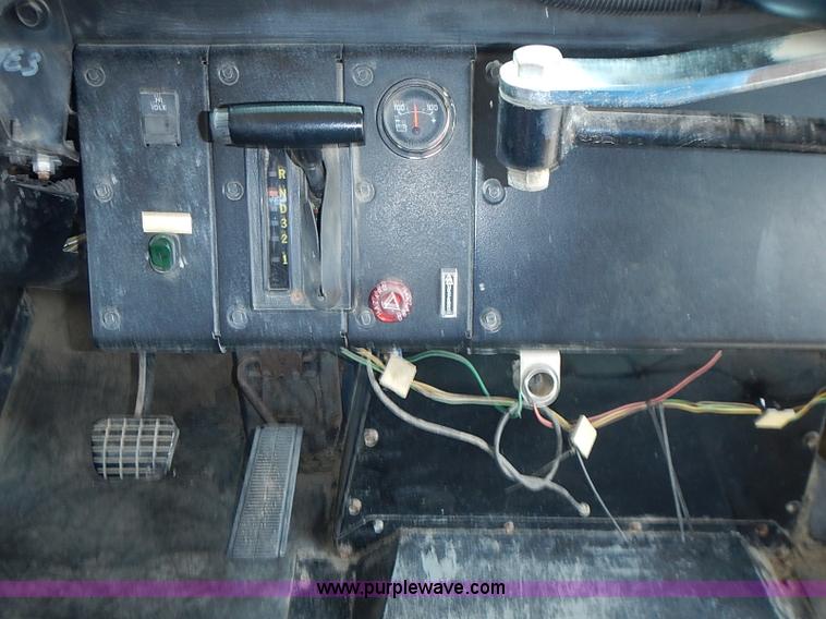 image for item I3562 1995 Chevrolet Blue Bird school bus