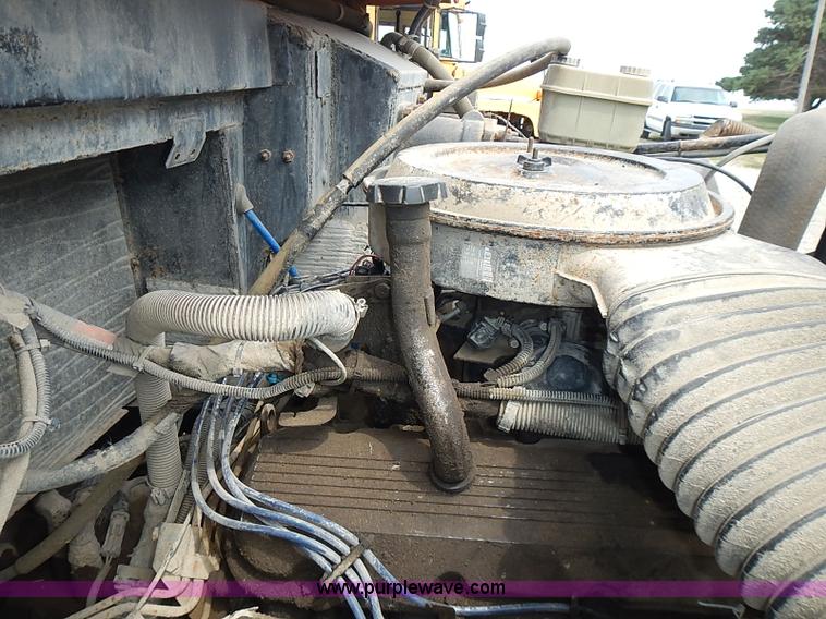 image for item I3562 1995 Chevrolet Blue Bird school bus