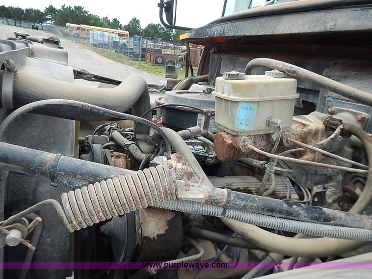 image for item I3562 1995 Chevrolet Blue Bird school bus