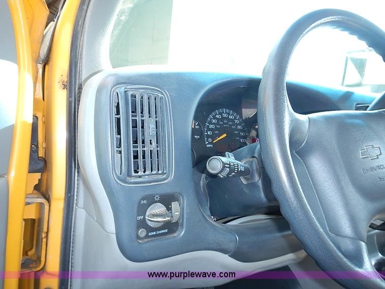 image for item I3564 1998 Chevrolet Express G3500 Cargo Blue Bird school bus