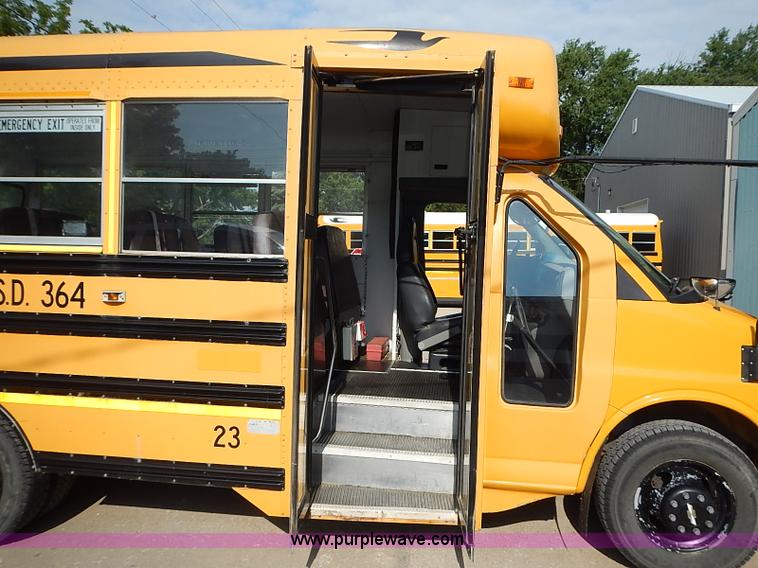 image for item I3564 1998 Chevrolet Express G3500 Cargo Blue Bird school bus