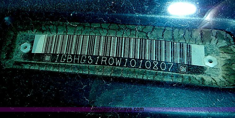 image for item I3564 1998 Chevrolet Express G3500 Cargo Blue Bird school bus